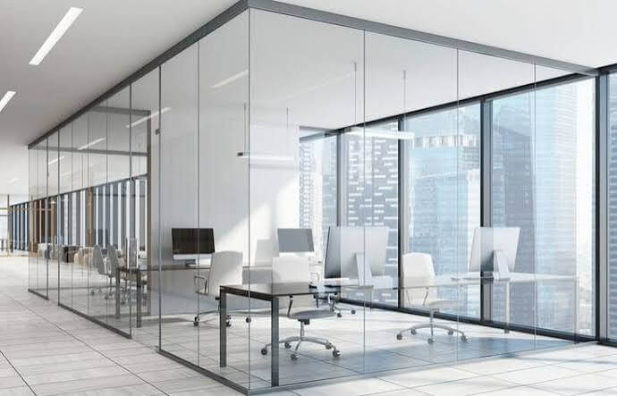 Glass Contractors Dubai: Professional Glass Solutions for Residential and Commercial Projects Glass Contractors Dubai