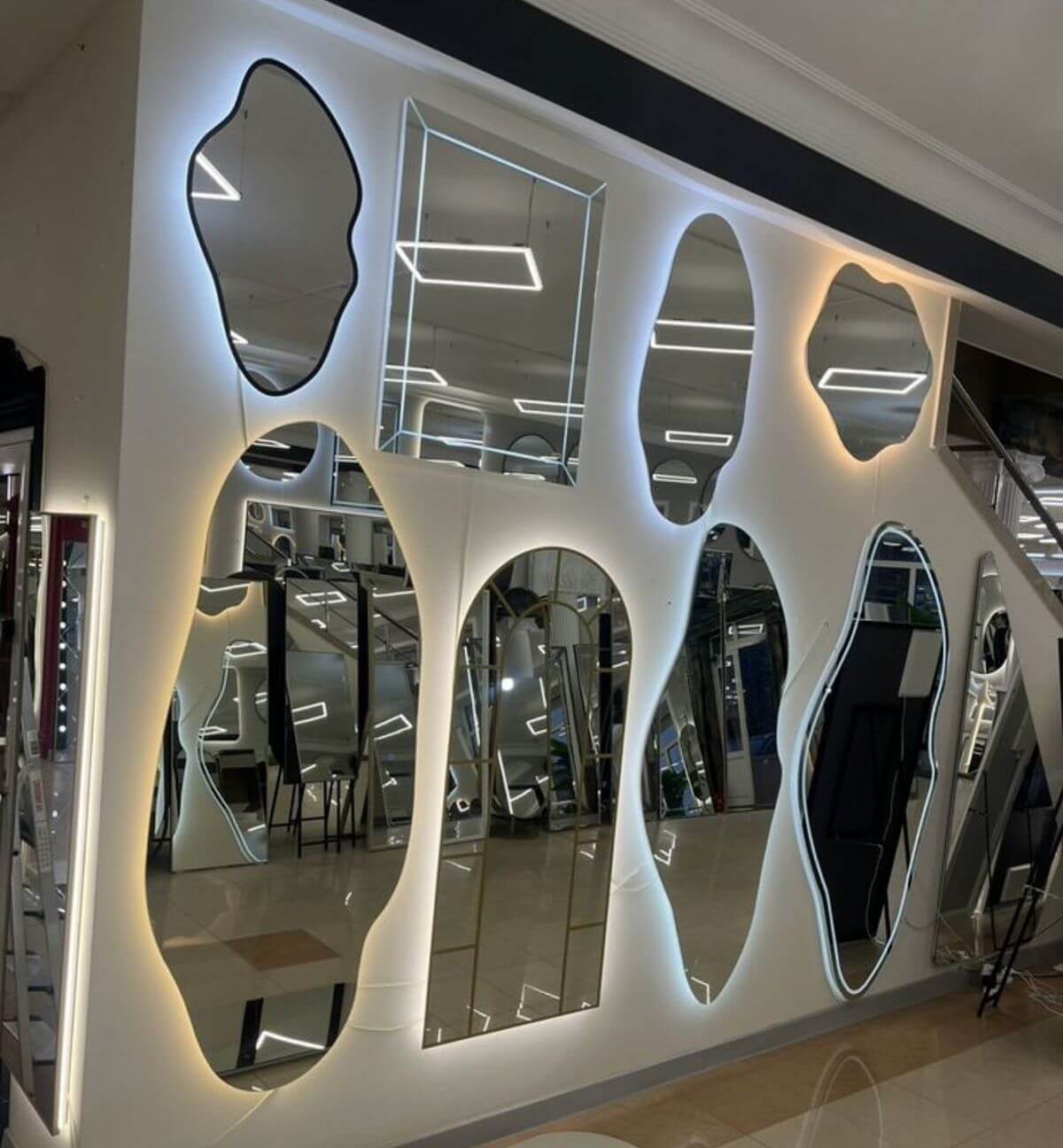 Frameless Mirror & LED Mirror Dubai