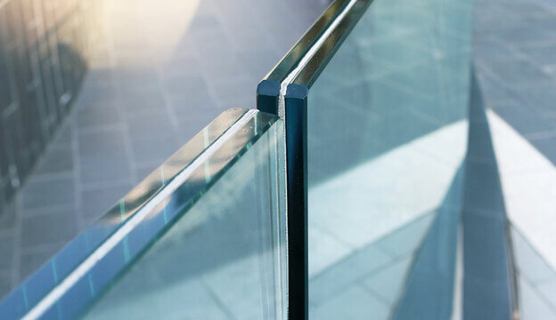 Emergency Glass Repair Dubai